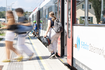 Fahrgastinformation zur Aufnahme des S-Bahnverkehrs auf der Linie S7