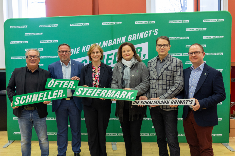 Peter Gspaltl, Geschäftsführer Verkehrsverbund Steiermark, Peter Wallis, ÖBB-Regionalmanager Steiermark, Barbara Kleinert, Geschäftsführerin GKB, Landesrätin Claudia Holzer, Bernhard Breid, Leitung Referat Öffentlicher Verkehr, Land Steiermark, Ronald Kiss, Direktor Steiermärkische Landesbahnen (v.l